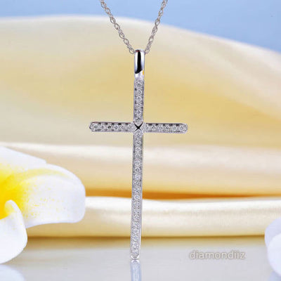 14K White Gold Cross Pendant Necklace 0.3 Ct Diamonds - diamondiiz.com